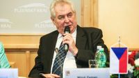 Zeman poletí na oslavy do Moskvy. Zatím jako jediný z EU