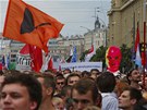 Na protivládních demonstracích v Moskvě se sešlo údajně až 100 000 lidí