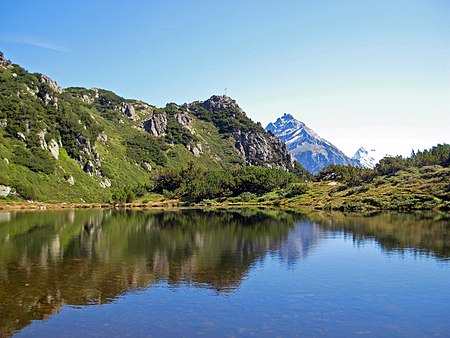 Arnisee (Switzerland).jpg