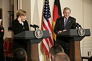 Merkel mit George W. Bush im Januar 2006